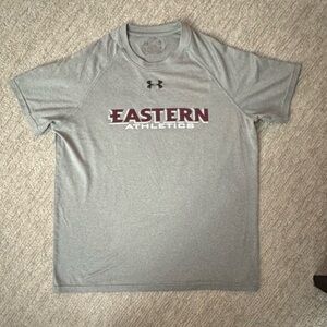 Under Armour T-shirt